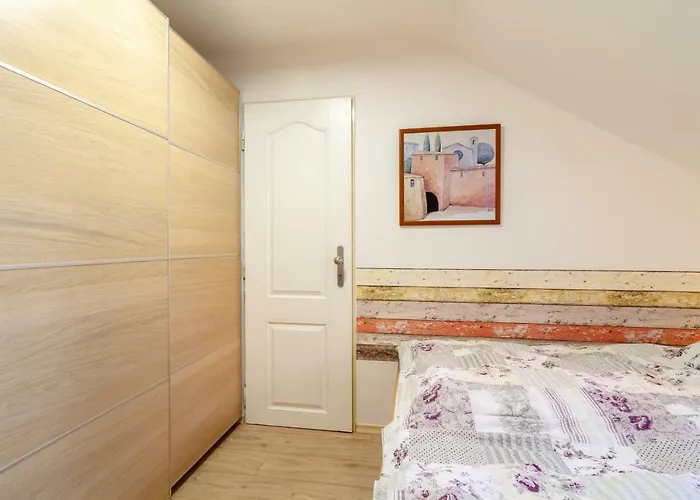 U Nemocnice Apartment *